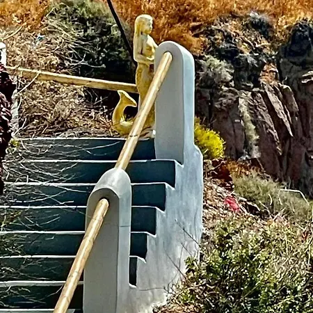 Studio In Old Port Of Sea View Santorini Διαμέρισμα Φηρά