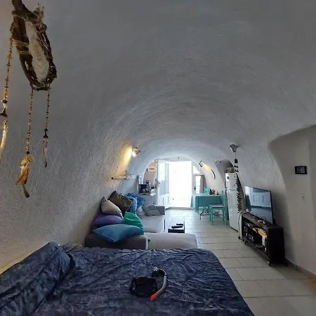 Studio In Old Port Of Sea View Santorini Διαμέρισμα *
